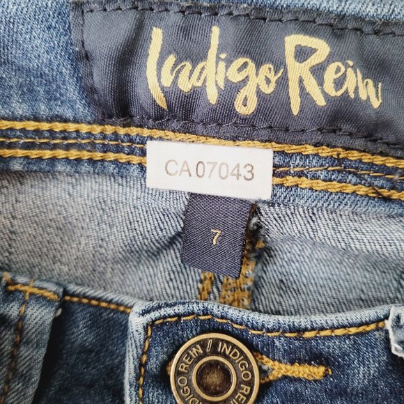 Indigo Rein ripped knees. Skinny - Picture 6 of 6